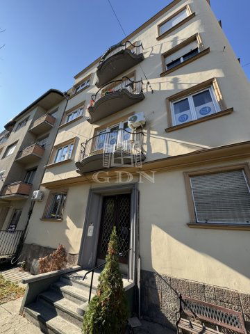 Eladó téglalakás, Budapesten, XII. kerületben 54.9 M Ft