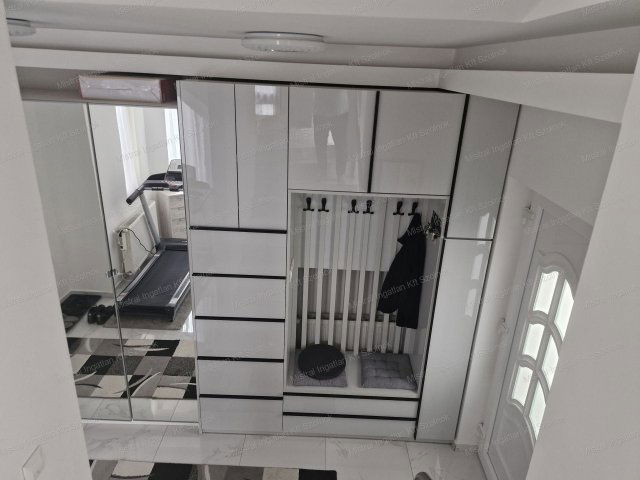 Eladó családi ház, Szolnokon 110 M Ft, 5 szobás