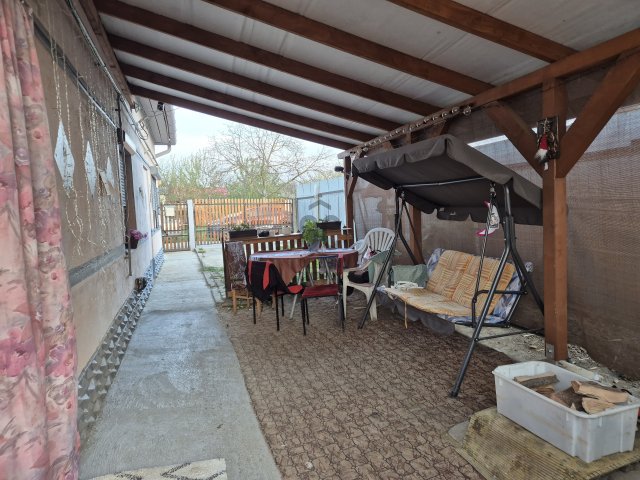 Eladó családi ház, Tiszafüreden 19.9 M Ft, 2 szobás