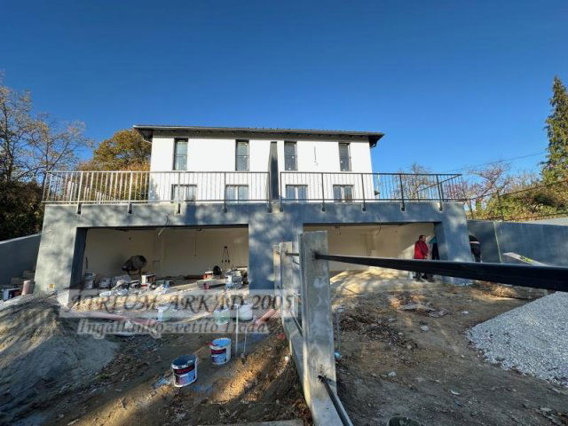 Eladó ikerház, Érden 139.9 M Ft, 5 szobás / költözzbe.hu