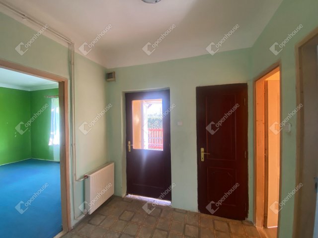 Eladó ikerház, Hegyeshalomban 32 M Ft, 2 szobás