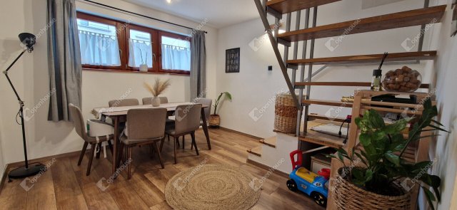 Eladó családi ház, Győrött 94.9 M Ft, 3 szobás