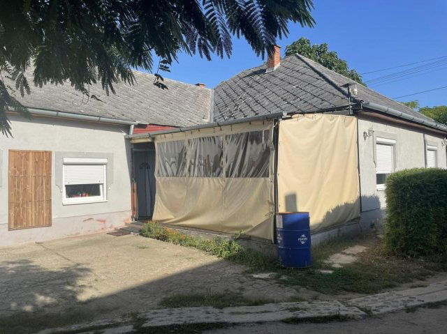 Eladó családi ház, Kálban 24 M Ft, 3+1 szobás