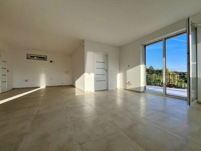 Eladó téglalakás, Gödöllőn 79 M Ft, 3 szobás