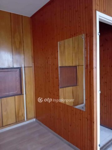 Eladó nyaraló, Hajdúszoboszlón 49.9 M Ft, 3 szobás