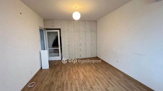 Eladó panellakás, Miskolcon 24.9 M Ft, 1+1 szobás