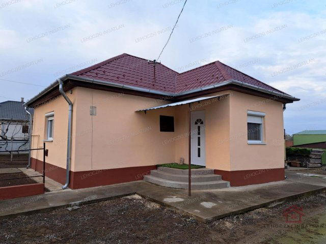 Eladó családi ház, Magyon 21 M Ft, 2+1 szobás