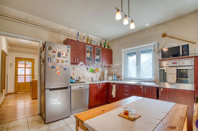 Eladó családi ház, Érden, Kalotaszegi utcában 114.9 M Ft