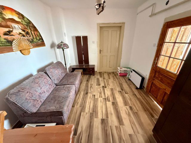 Eladó családi ház, Bakonycsernyén 27.9 M Ft, 2 szobás