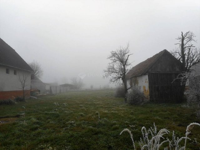 Eladó telek, Magyarszecsődön 2.6 M Ft / költözzbe.hu
