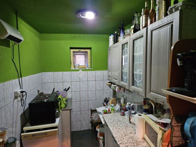 Eladó családi ház, Polgárdin 35 M Ft, 4 szobás