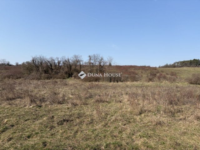 Eladó telek, Vácon 21.5 M Ft / költözzbe.hu