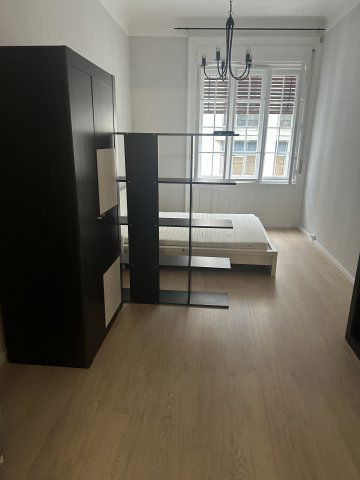 Kiadó téglalakás, albérlet, VI. kerületben, Paulay Ede utcában