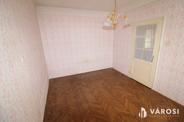 Eladó családi ház, Mezőberényben 15 M Ft, 2 szobás