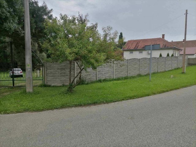 Eladó telek, Felsőpáhokon 23 M Ft, 1 szobás