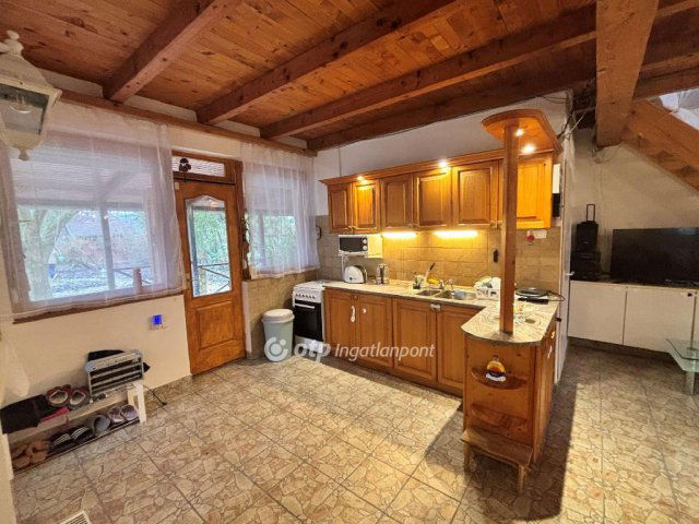 Kiadó nyaraló, Gyulán 300 E Ft / hó, 3 szobás