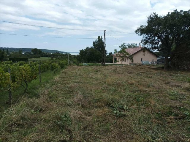 Eladó telek, Balatonalmádiban 28 M Ft / költözzbe.hu