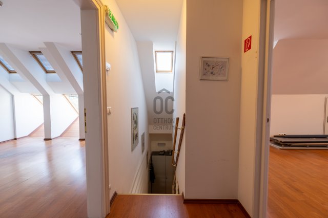 Kiadó iroda, Budapesten, VI. kerületben 185 E Ft / hó