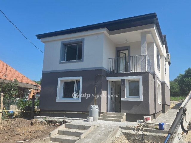 Eladó családi ház, Kazincbarcikán 88 M Ft, 4+1 szobás