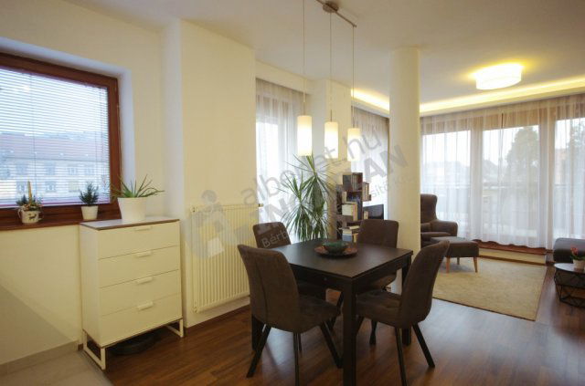 Kiadó téglalakás, albérlet, Budapesten, IX. kerületben