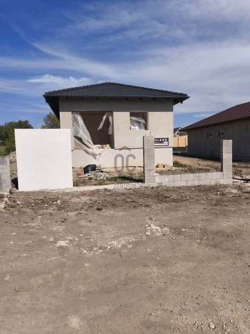 Eladó családi ház, Érden 110 M Ft, 4 szobás