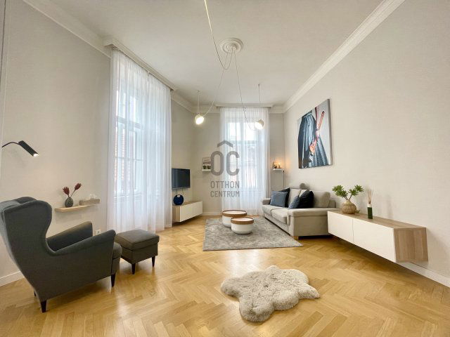 Eladó téglalakás, Sopronban 79.9 M Ft, 2 szobás