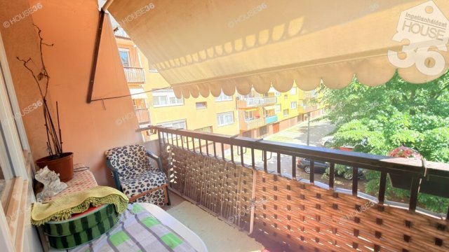 Eladó panellakás, Kecskeméten 56.9 M Ft, 3 szobás