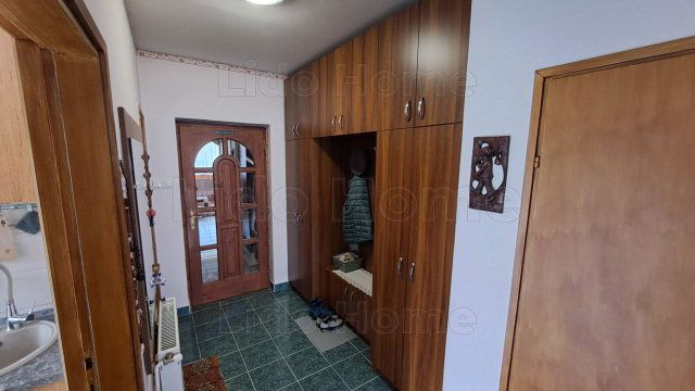 Eladó családi ház, Olaszfalun 78 M Ft, 21+2 szobás