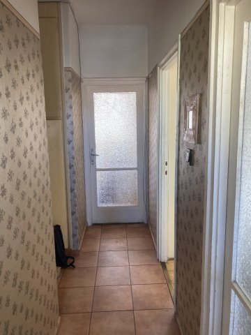 Eladó téglalakás, Gödöllőn 80 M Ft, 3 szobás