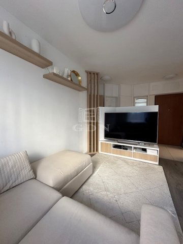 Eladó téglalakás, Budapesten, XIV. kerületben, Dorozsmai utcában