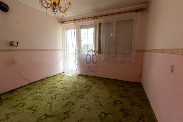 Eladó családi ház, Székesfehérvárott 120 M Ft, 6 szobás