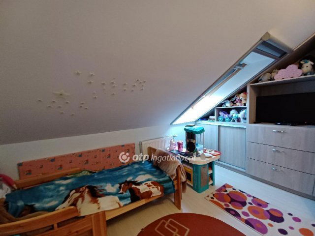 Eladó családi ház, Egerben 85.9 M Ft, 4 szobás