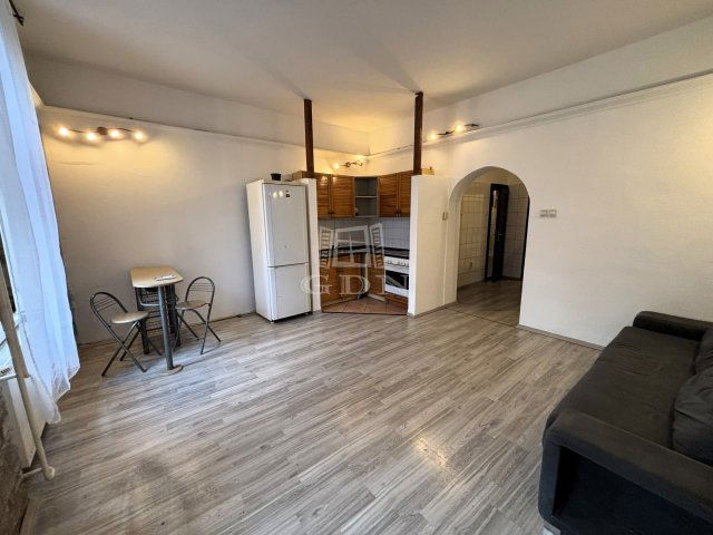 Eladó téglalakás, Budapesten, XVIII. kerületben 45.9 M Ft