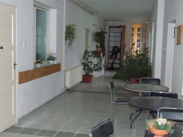 Kiadó ipari ingatlan, Gyulán, Béke sugárúton 400 E Ft / hó