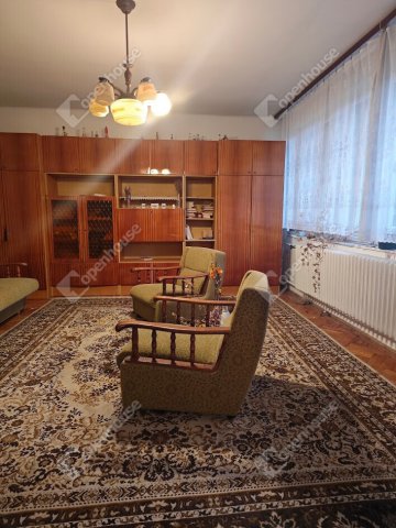 Eladó családi ház, Győrött 105 M Ft, 6 szobás