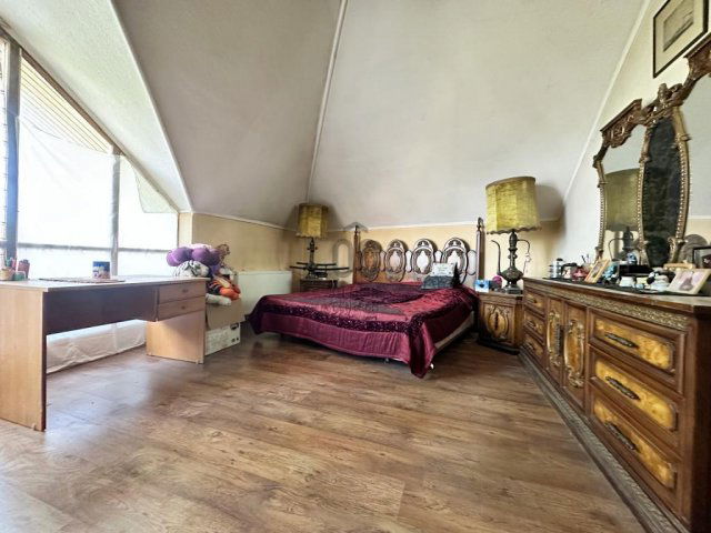 Eladó családi ház, Budapesten, XVI. kerületben 185 M Ft