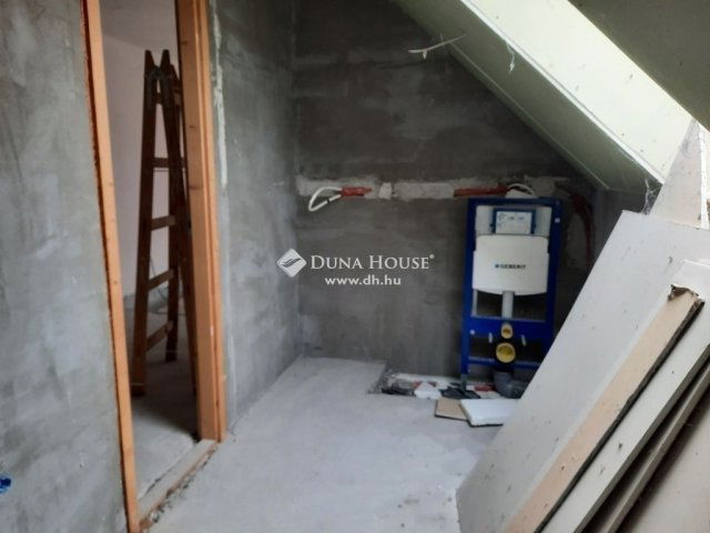 Eladó ikerház, Budapesten, X. kerületben 78 M Ft, 5 szobás