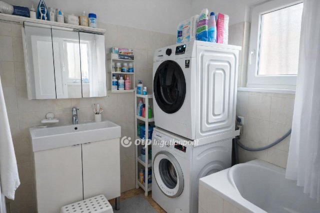 Eladó családi ház, Érden 79.9 M Ft, 1+1 szobás