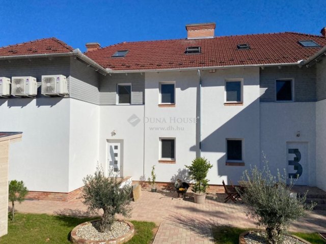 Eladó nyaraló, Orfűn 65 M Ft, 1 szobás / költözzbe.hu