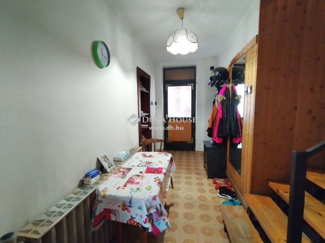 Eladó családi ház, Szombathelyen 58.8 M Ft, 4 szobás