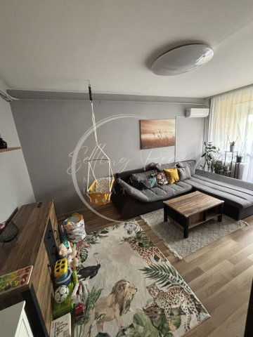 Eladó panellakás, Pécsett, Esztergályos János utcában 49.9 M Ft