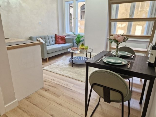 Eladó téglalakás, Budapesten, IX. kerületben 54 M Ft, 1 szobás