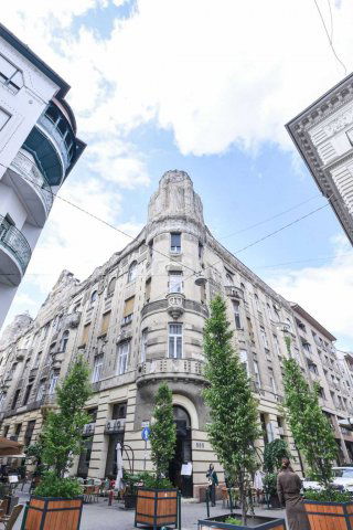 Eladó téglalakás, Budapesten, VI. kerületben, Hajós utcában