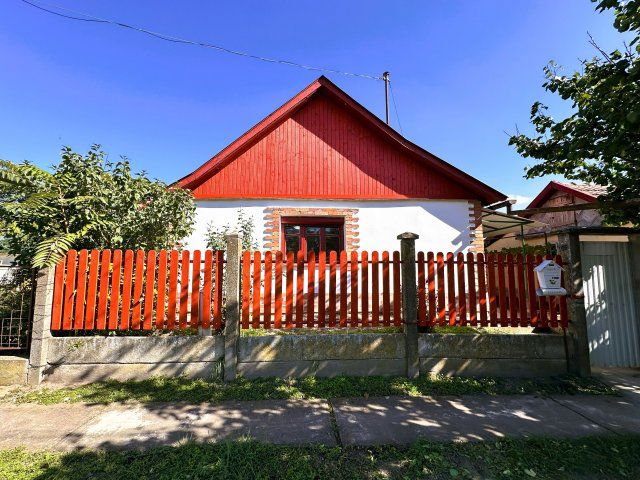 Eladó családi ház, Sarkadon 13.6 M Ft, 2 szobás
