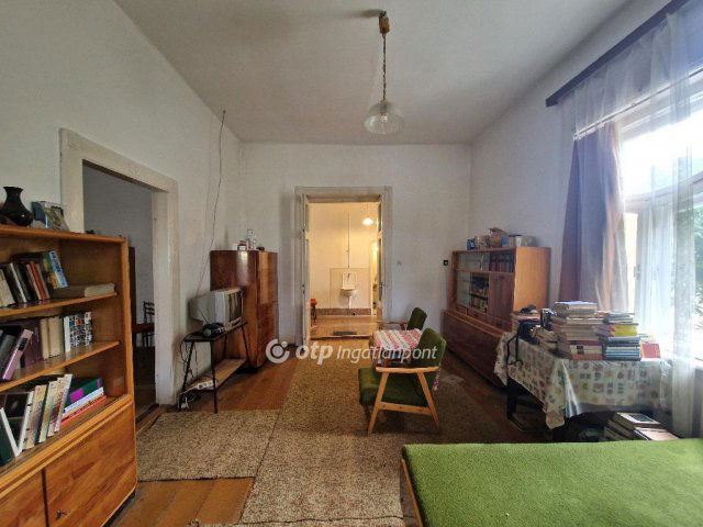 Eladó családi ház, Kunhegyesen 3.9 M Ft, 2 szobás