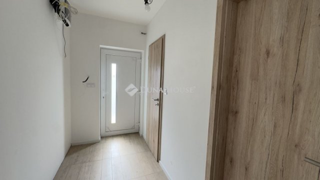 Eladó családi ház, Bicskén 100.5 M Ft, 4 szobás