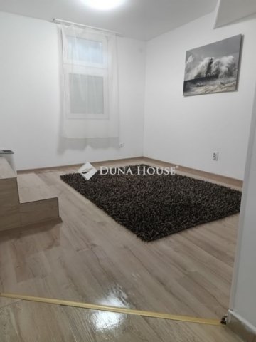 Eladó téglalakás, Budapesten, VIII. kerületben 22.9 M Ft