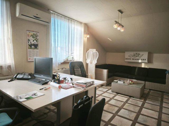 Eladó üzlethelyiség, Mendén 179.9 M Ft, 2 szobás