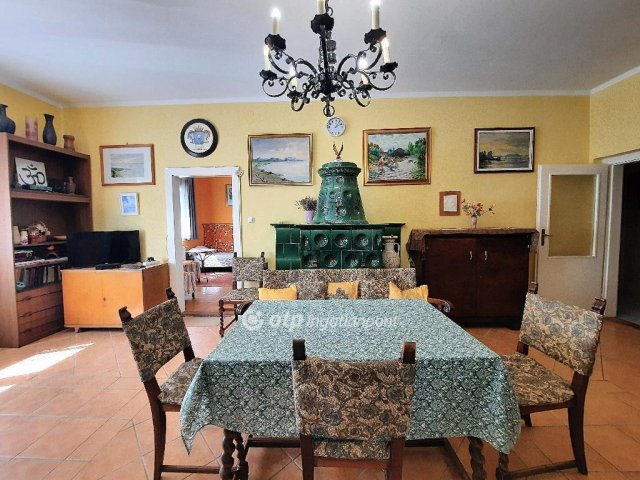 Eladó nyaraló, Siófokon 255 M Ft, 8 szobás