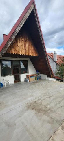 Eladó családi ház, Budakeszin 179.7 M Ft, 9 szobás